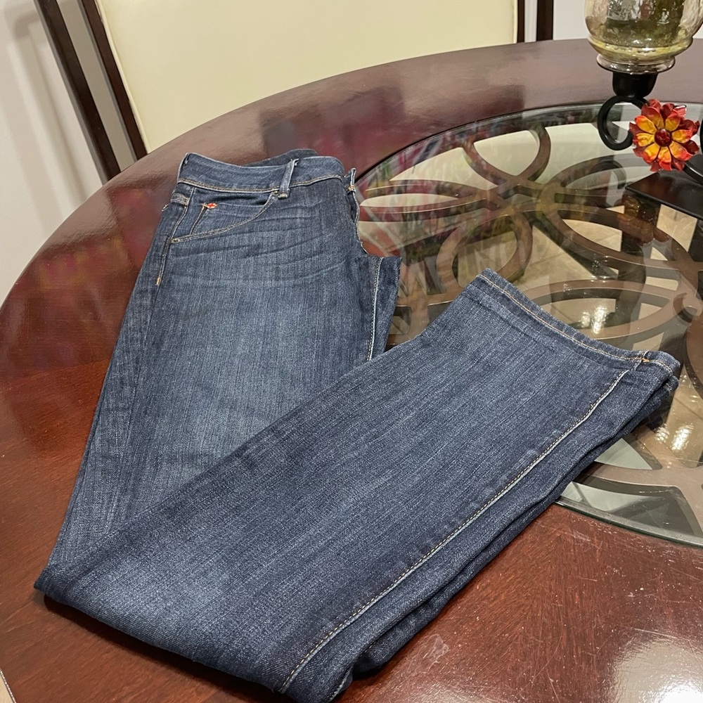 - - - - - - Hudson amazing blue jean for women, size 27, excellent con…